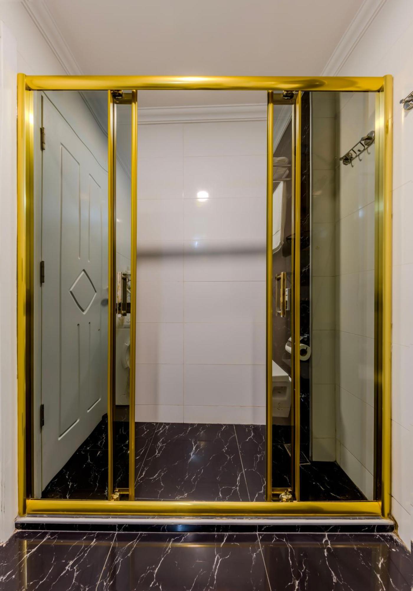 Lemis Suite Istanbul Exterior photo